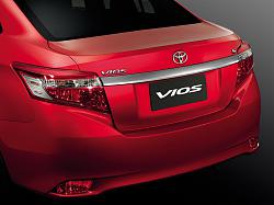 Компания Toyota продемонстрировала компактный седан Vios-1058013.jpg